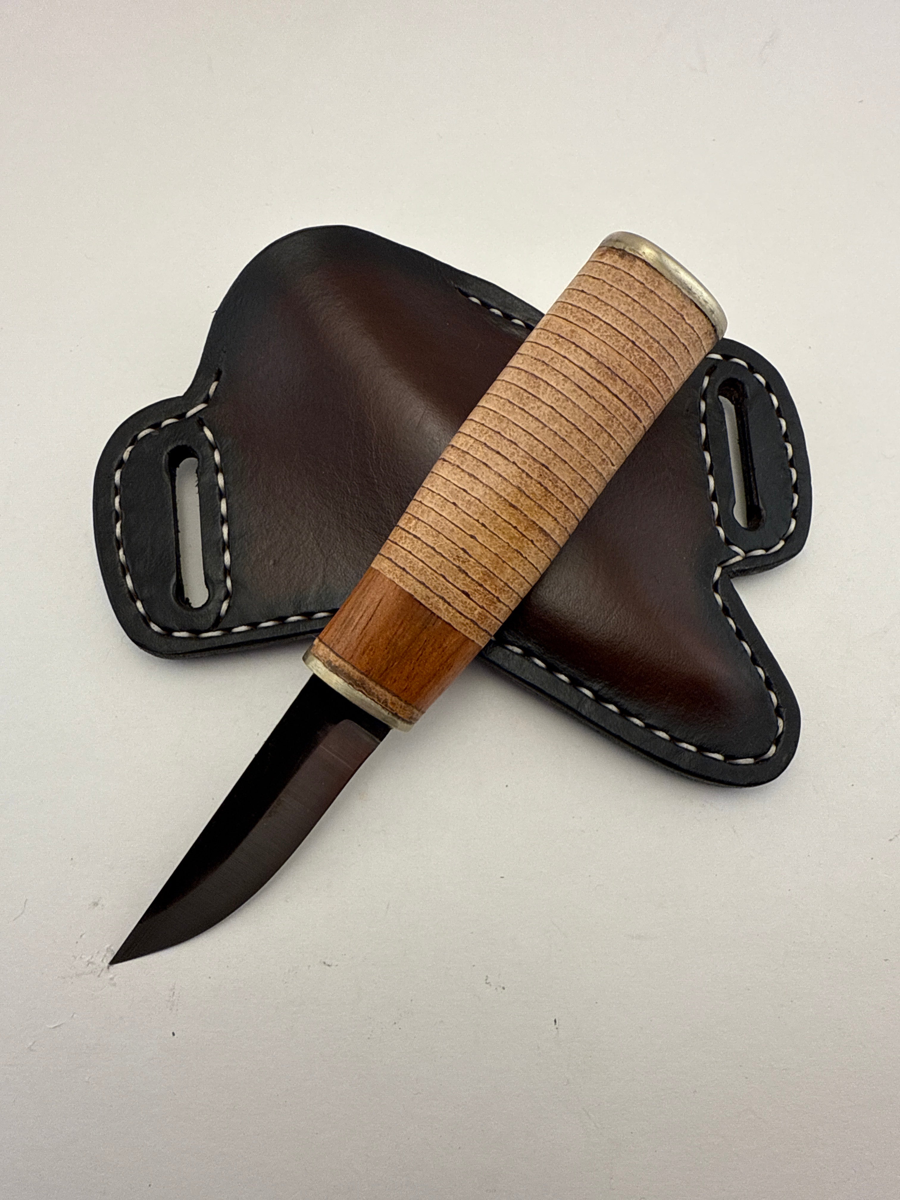 Pecks Woods Leather - Leather Spacer Handle with Cross Draw Sheath #125