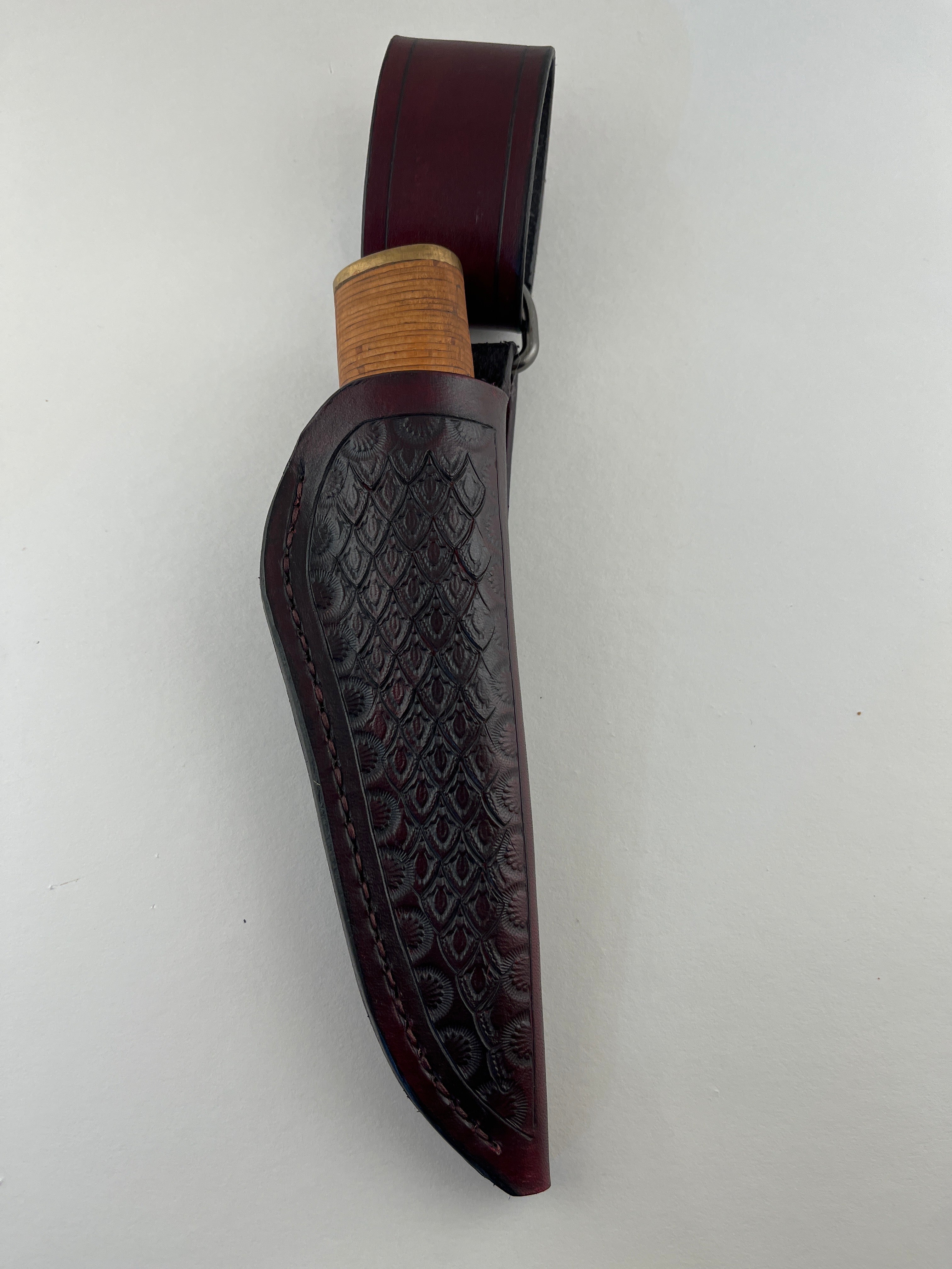 Pecks Woods Leather - Traditional layered Birch Bark handle #119