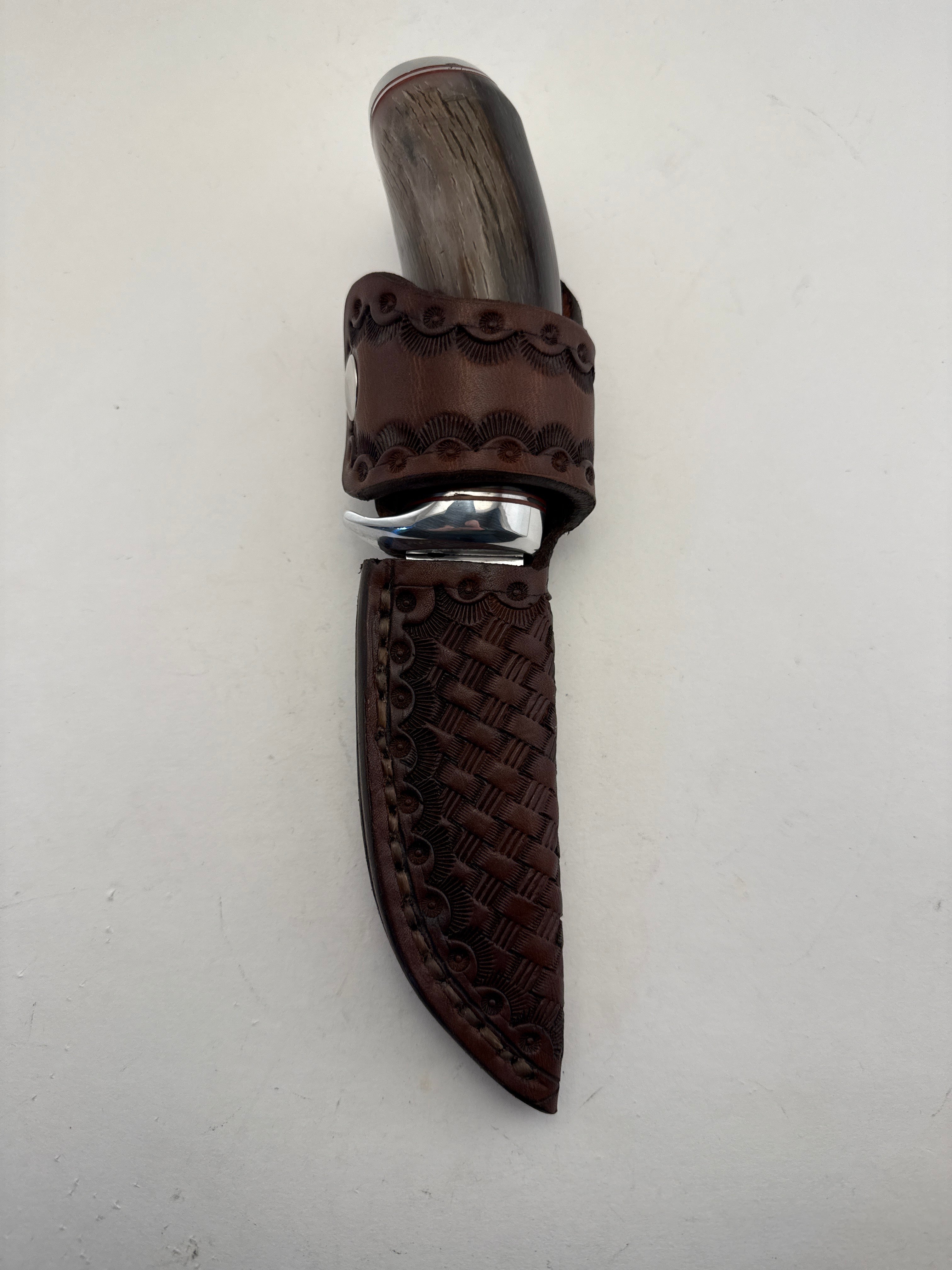 Skala Custom Knives - Lauri Stainless 90mm Leuku / Kudu Horn - #165
