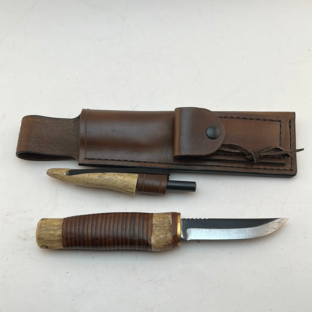 Pecks Woods Leather - Knife, Ferro Rod, Diamond Sharpener, and Leather sheath #52