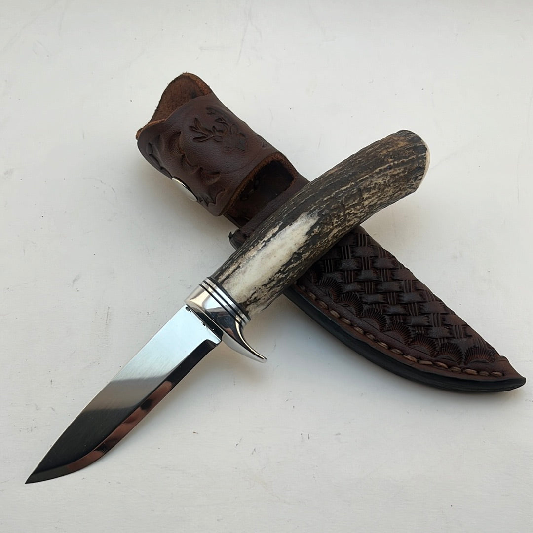 Skala Custom Knives - Helle Blade/ Red Stag Handle #27