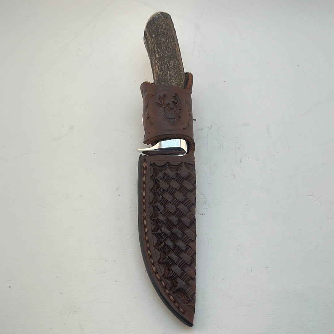 Skala Custom Knives - Helle Blade/ Red Stag Handle #27