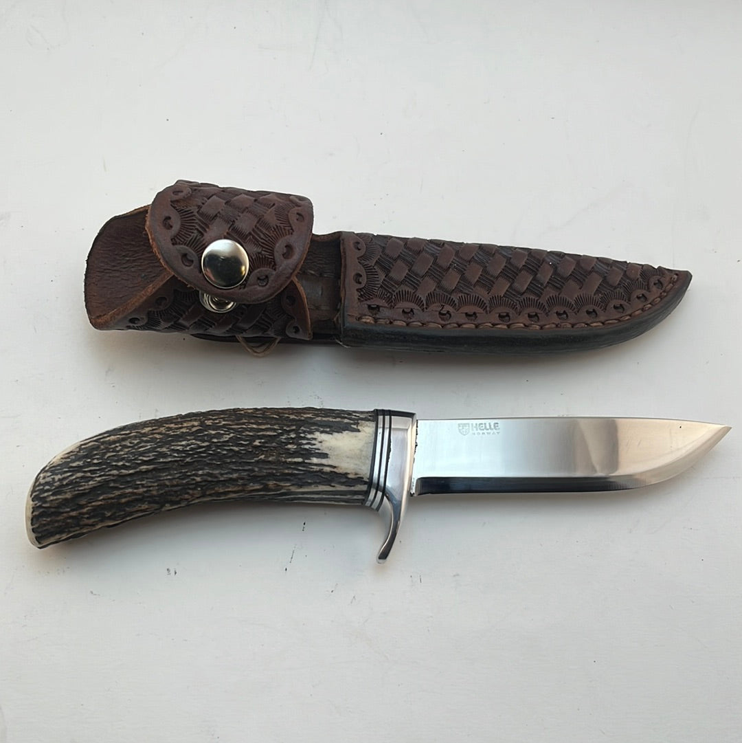 Skala Custom Knives - Helle Blade/ Red Stag Handle #33
