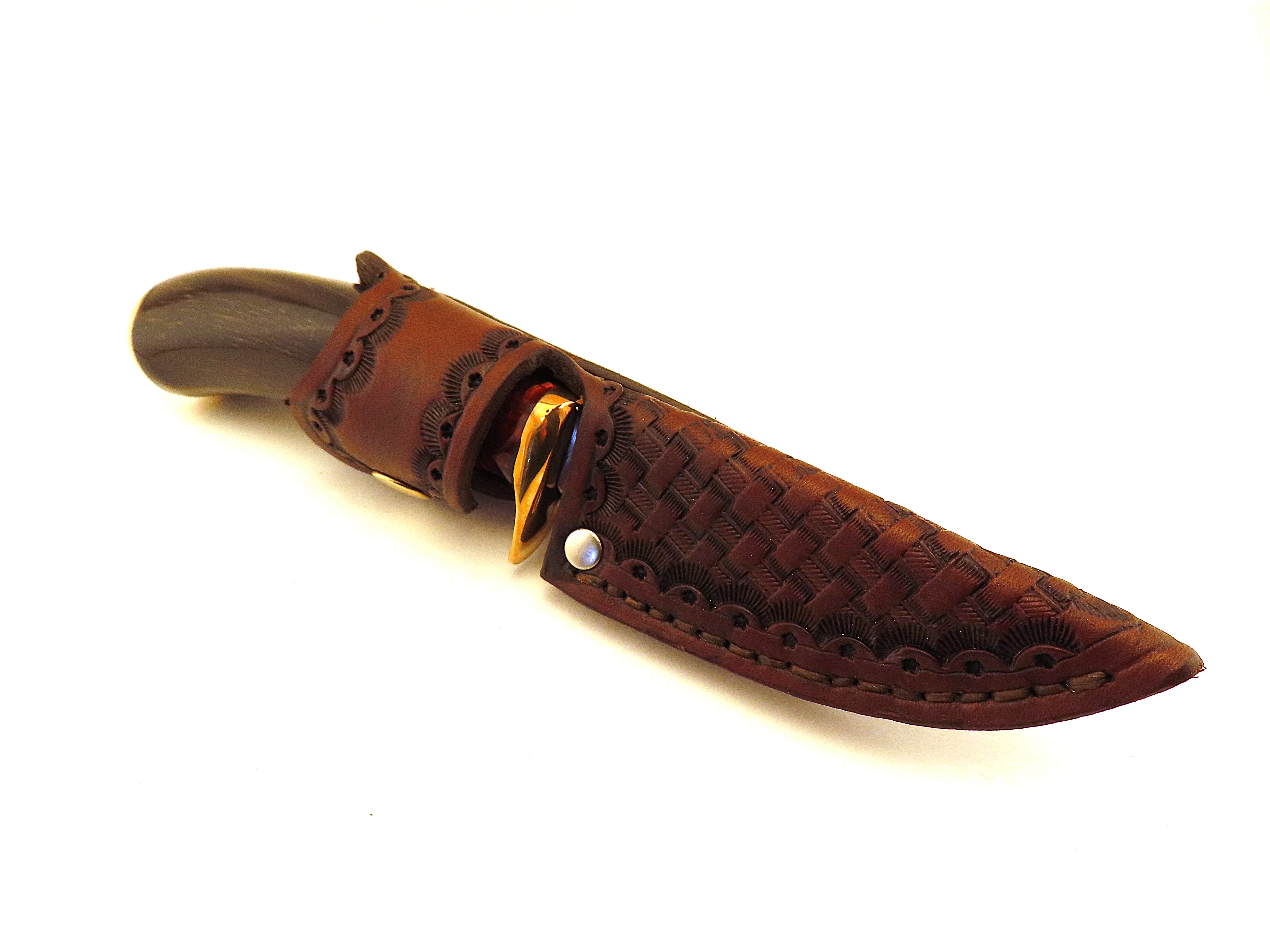 Skala Custom Knives - Lauri Carving Stainless / Kudu Horn - #175