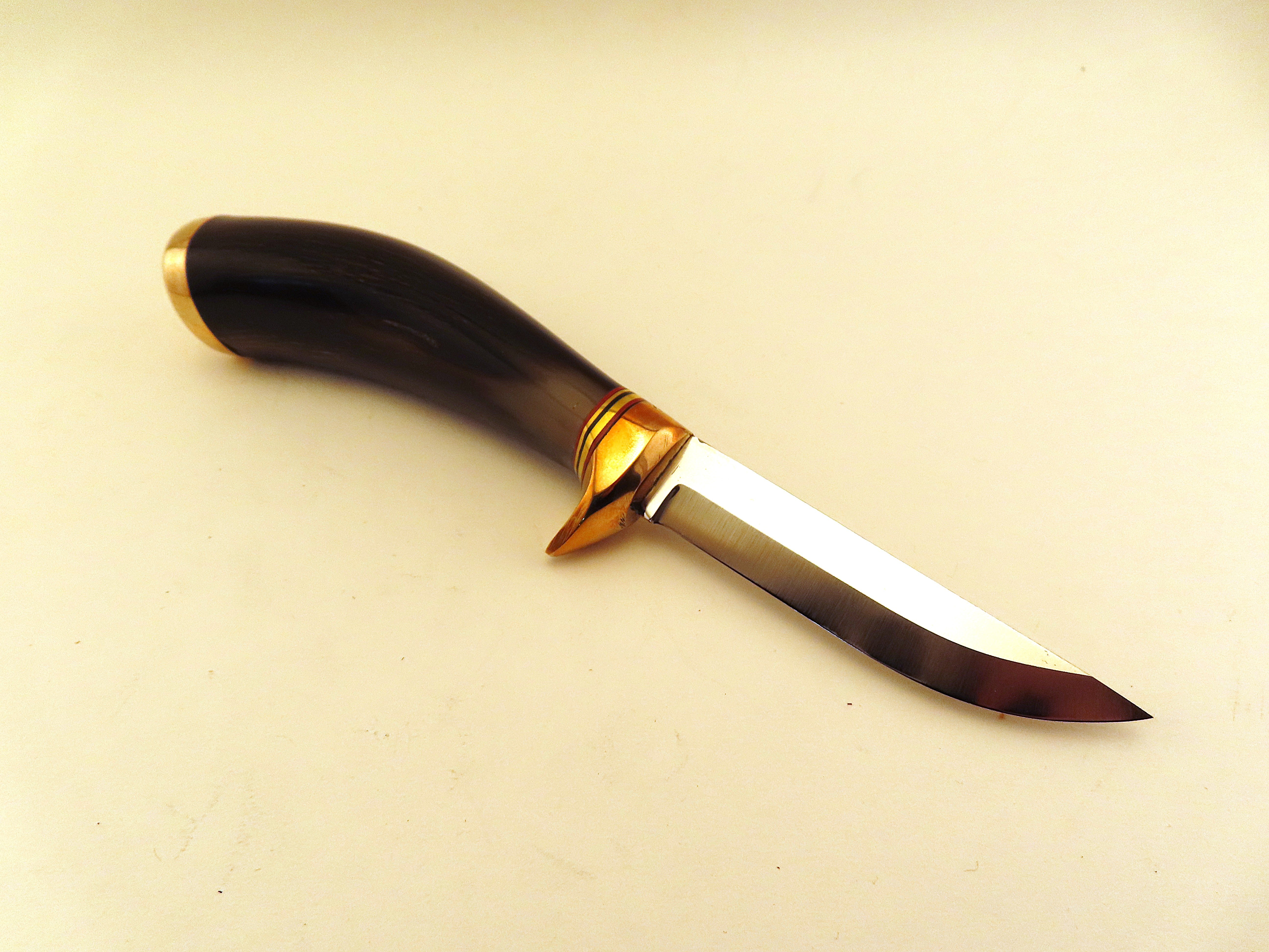 Skala Custom Knives - Lauri Carving Stainless / Kudu Horn - #176