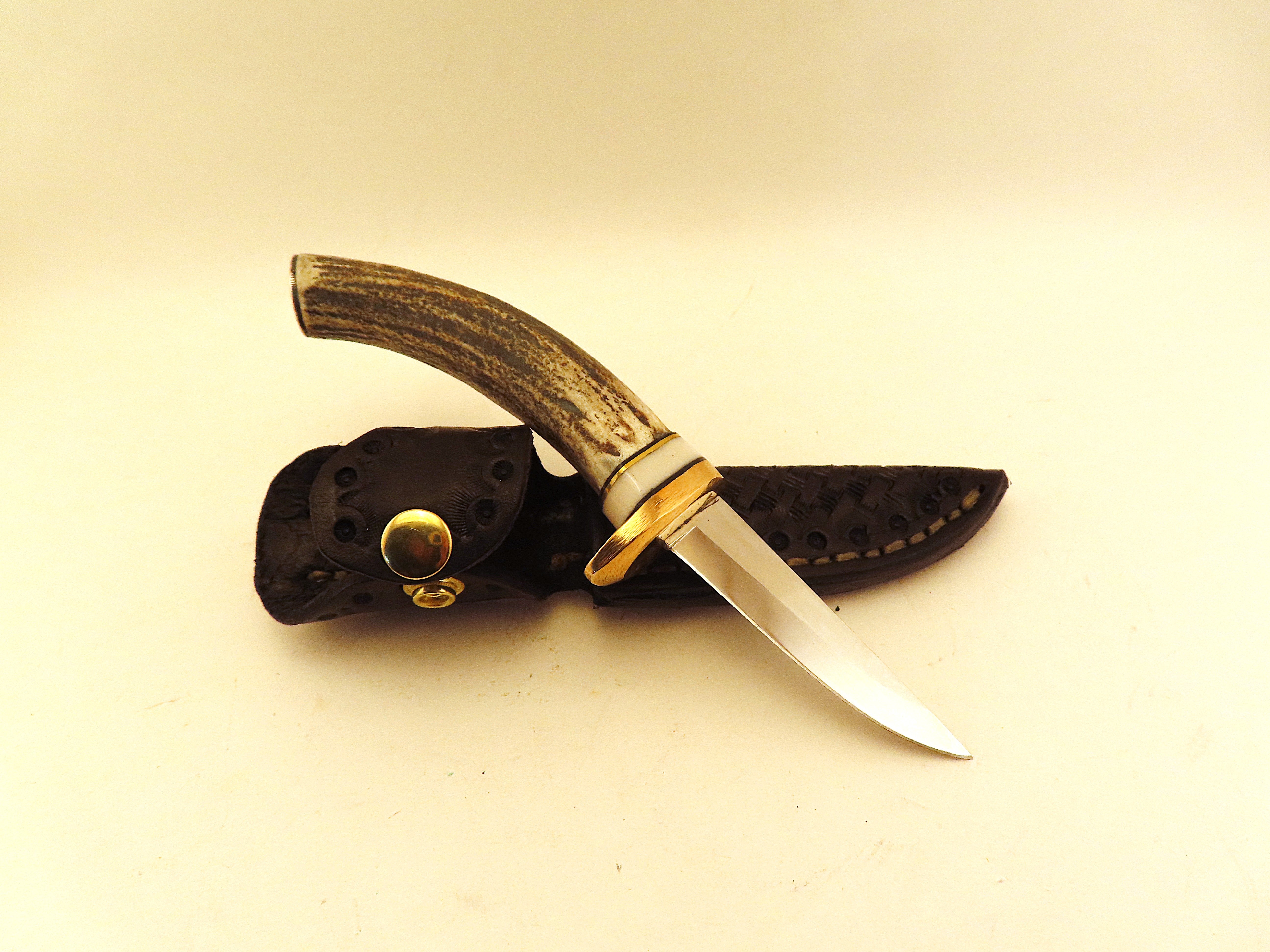 Skala Custom Knives - Nordic Edge Tapio 80 / Whitetail Antler - #185