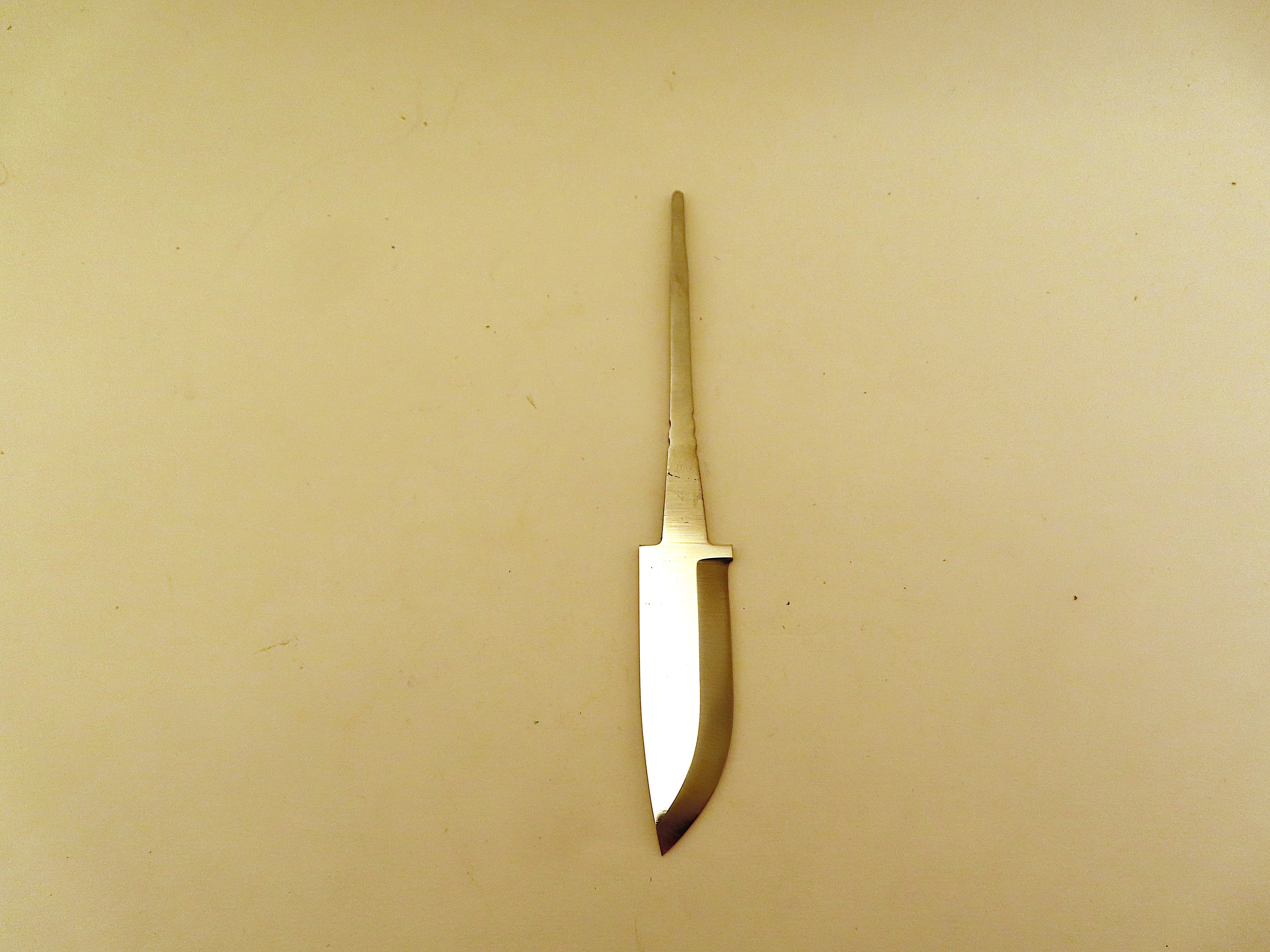 Lauri Small Skinner 82 Stainless Steel Blade with Ricasso (True Scandi with 0 Secondary Bevel)