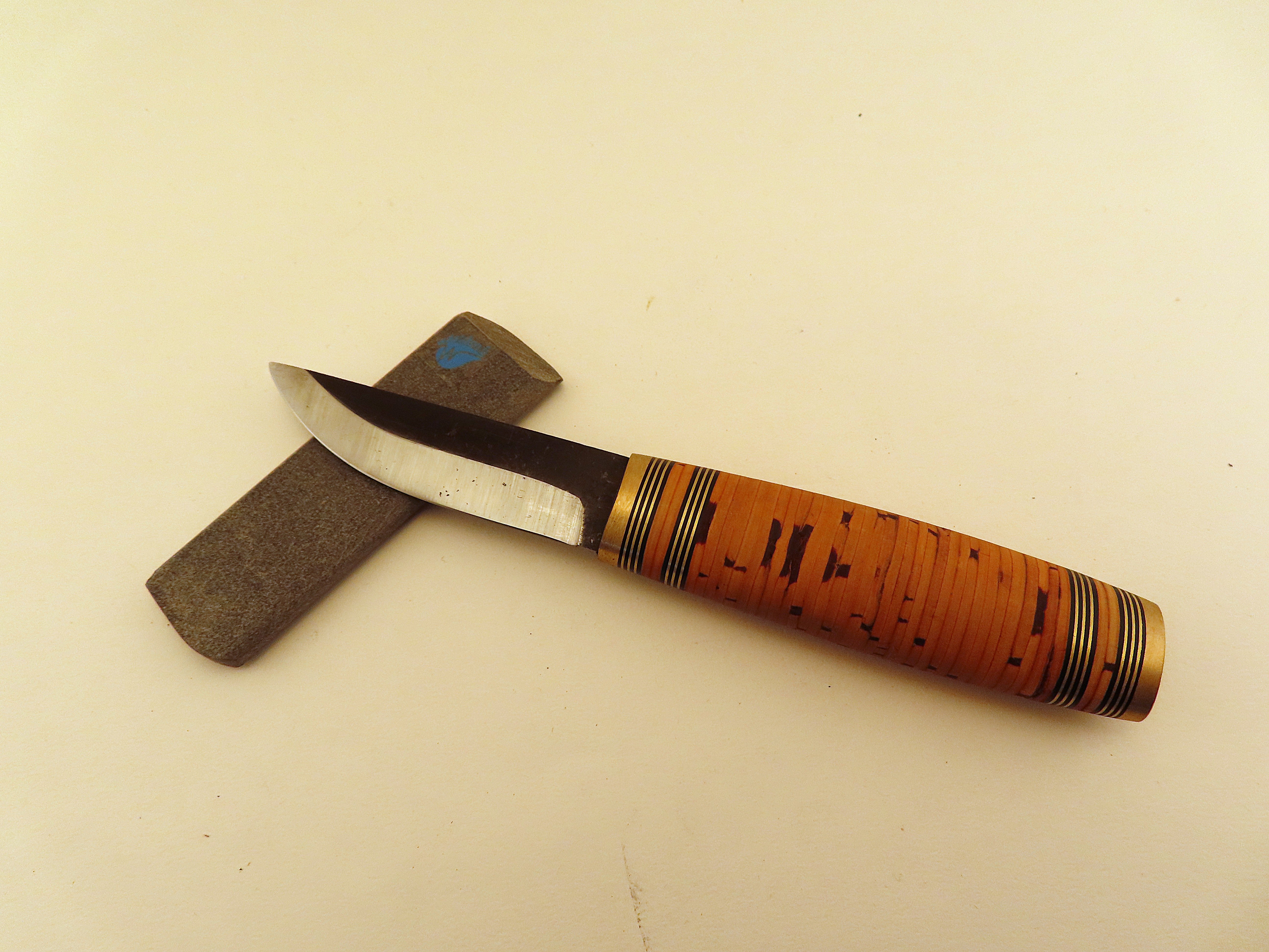 Sharpening - Wastikivi Finnish Whetstone - Knife's Bride