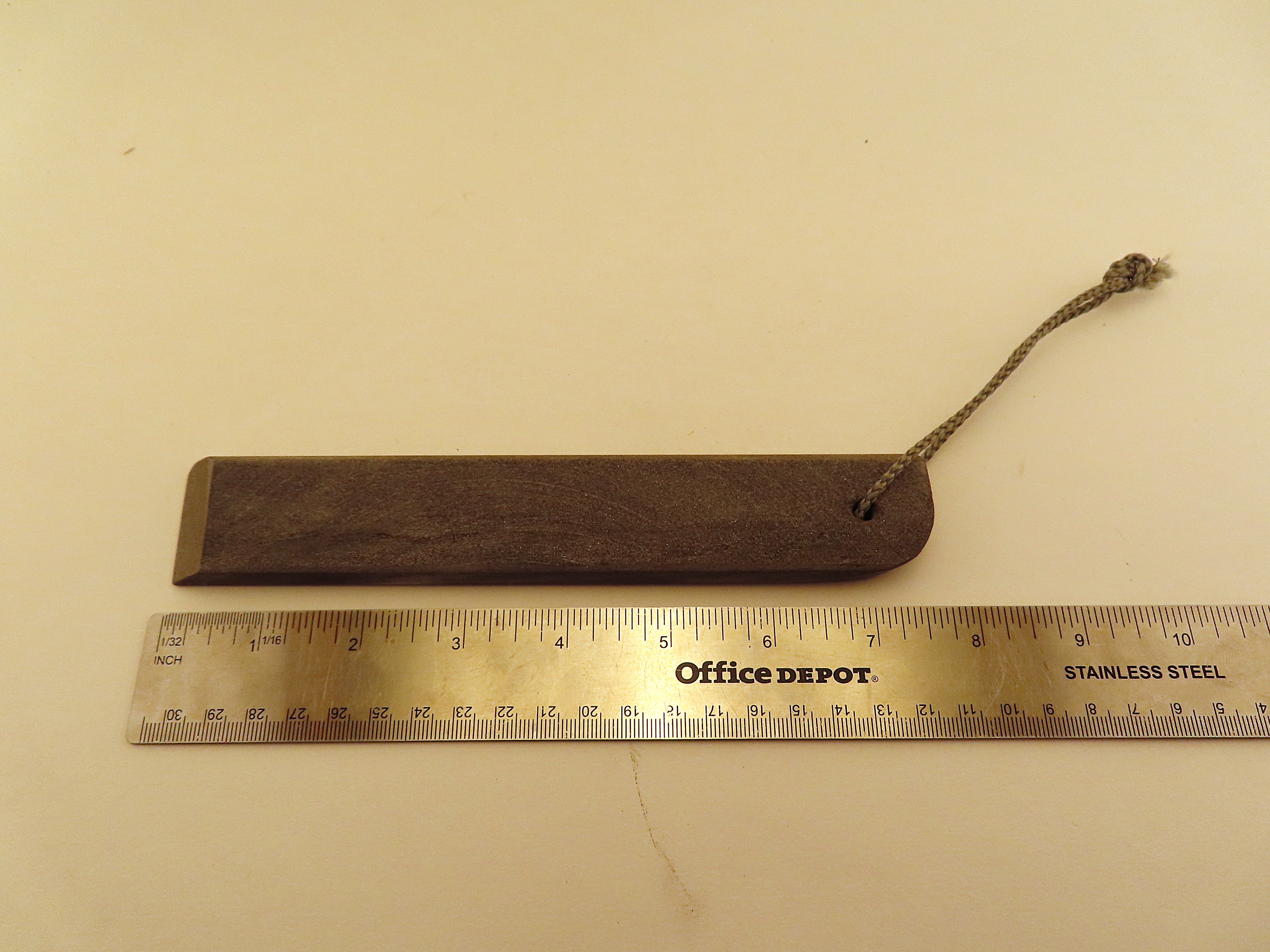 Sharpening -Wästikivi Finnish Whetstone - Home Stone (long)