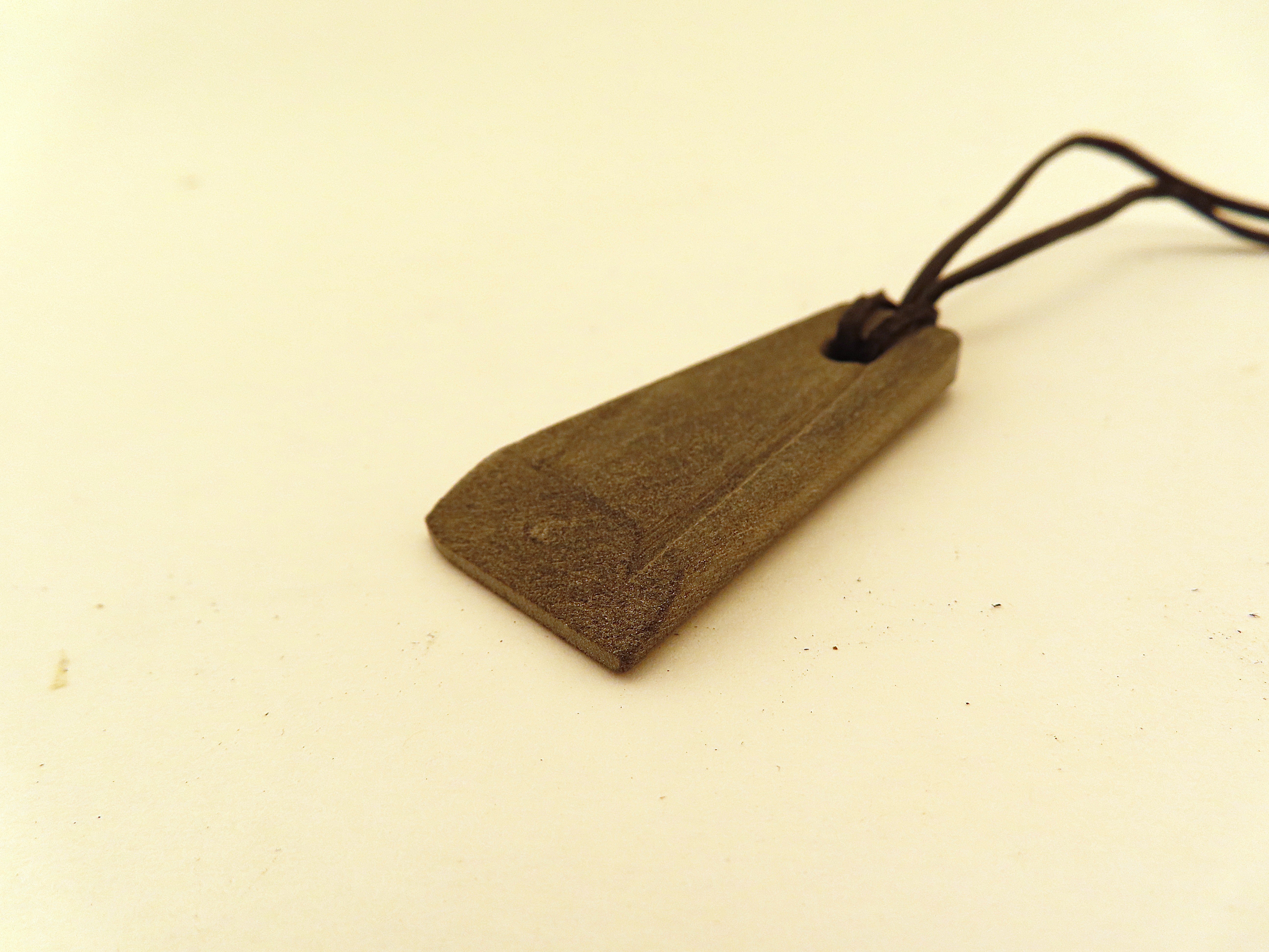 Sharpening -Wästikivi Finnish Whetstone - Neck Stone