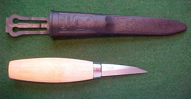 Mora Bushcraft Carving Puukko Knife