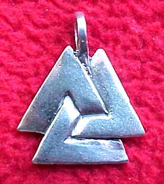 Closed Valknut Pendant Jewelry