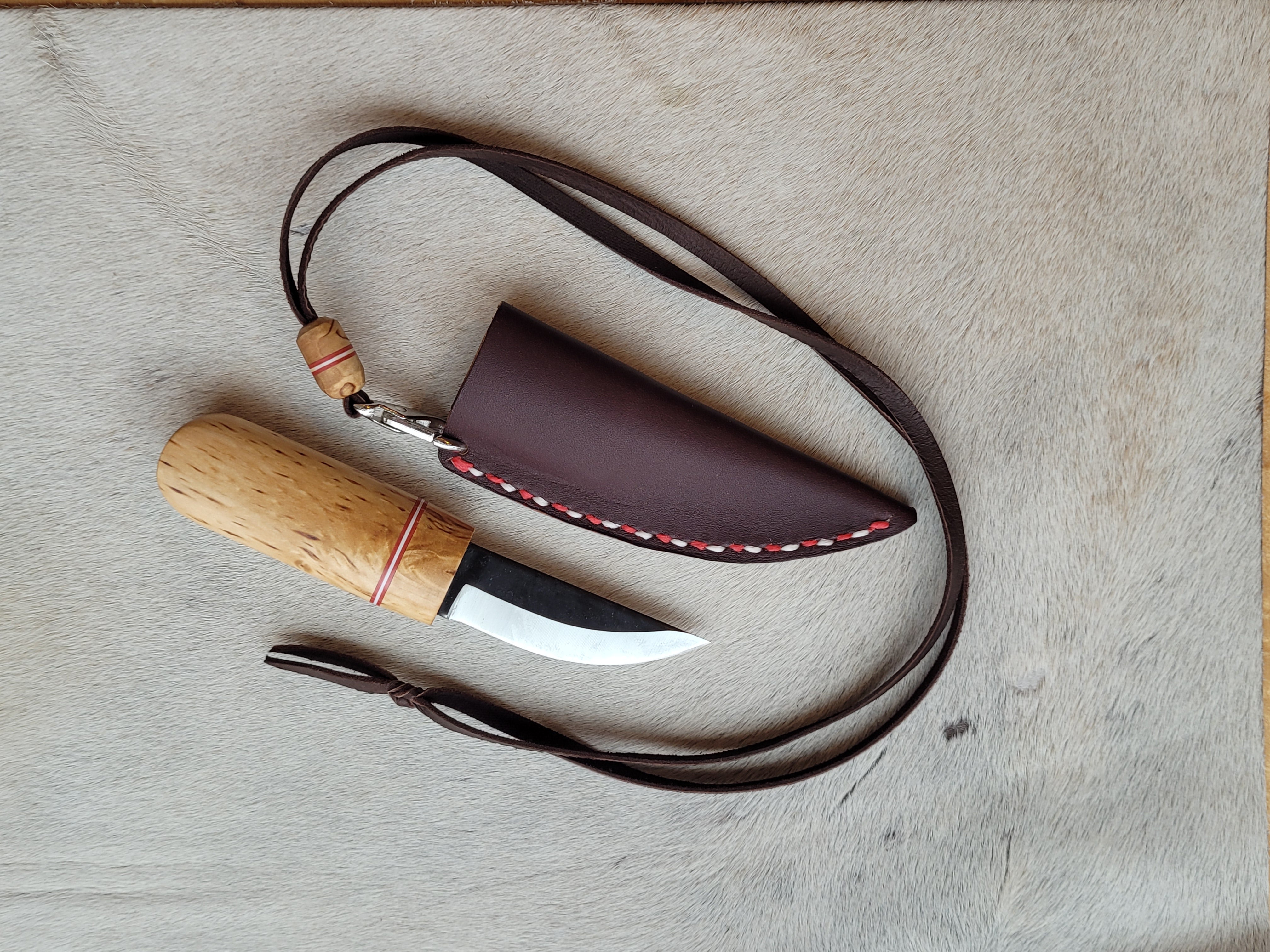 Ravn Kniv Custom Bushcraft Neck Knife