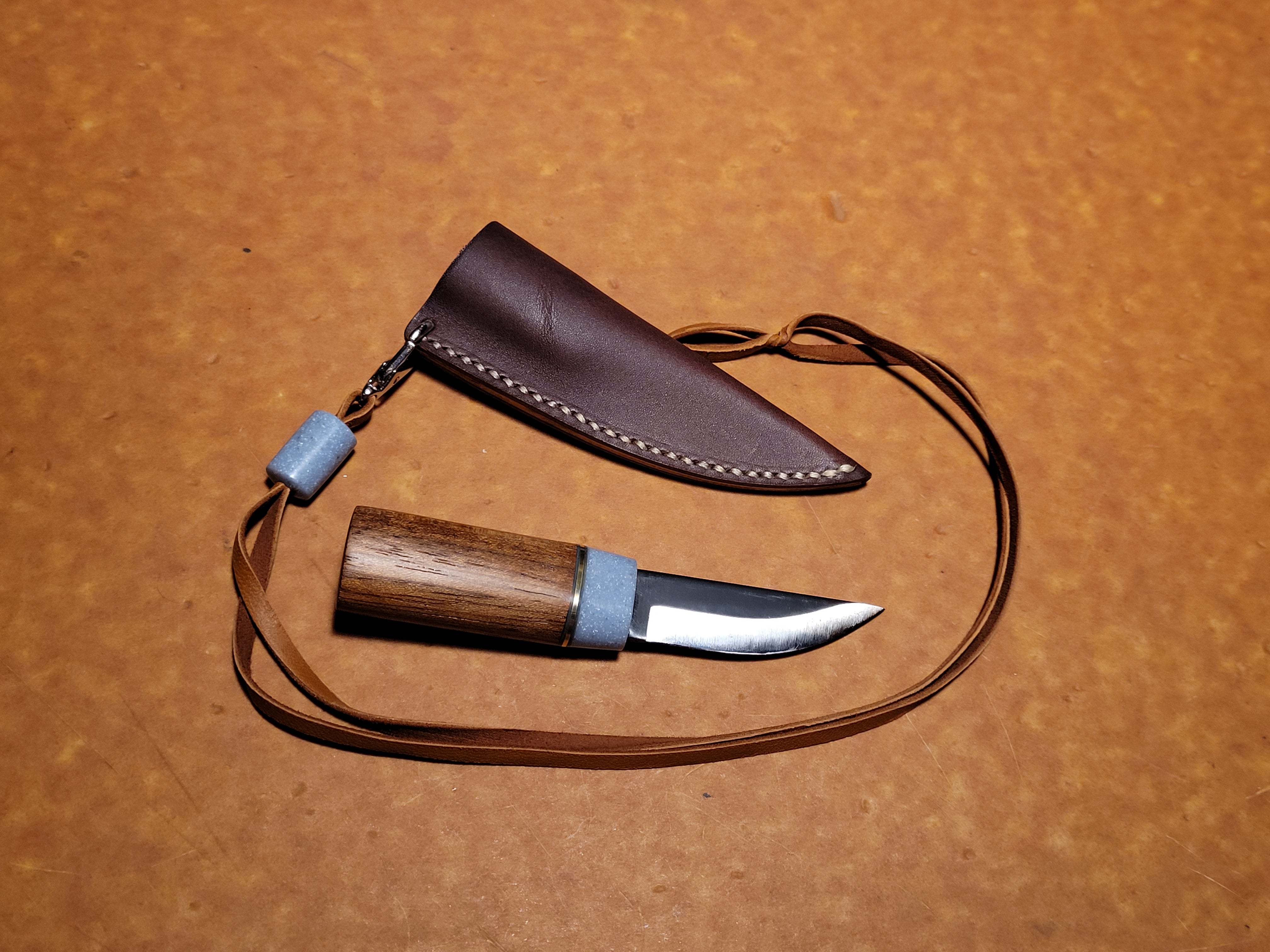 Ravn Kniv Custom Bushcraft Neck Knife