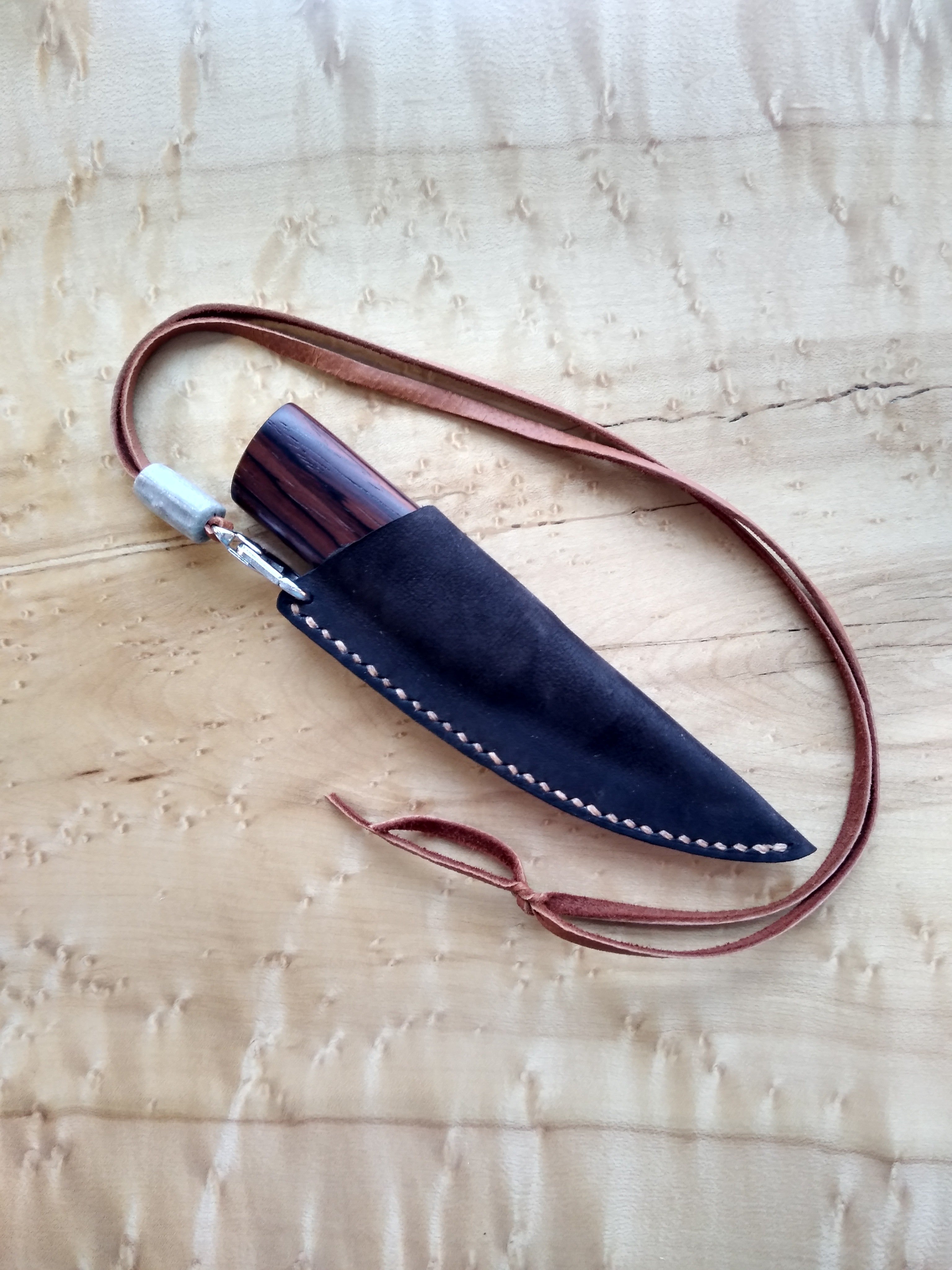 Ravn Kniv Custom Bushcraft Neck Knife