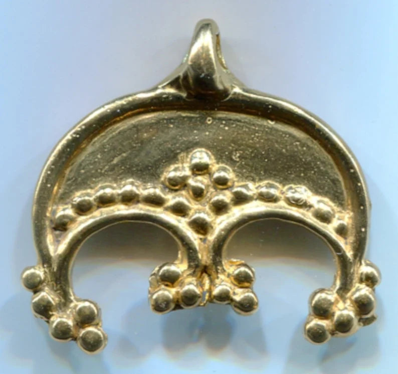 The Grape Lunula Pendant Jewelry