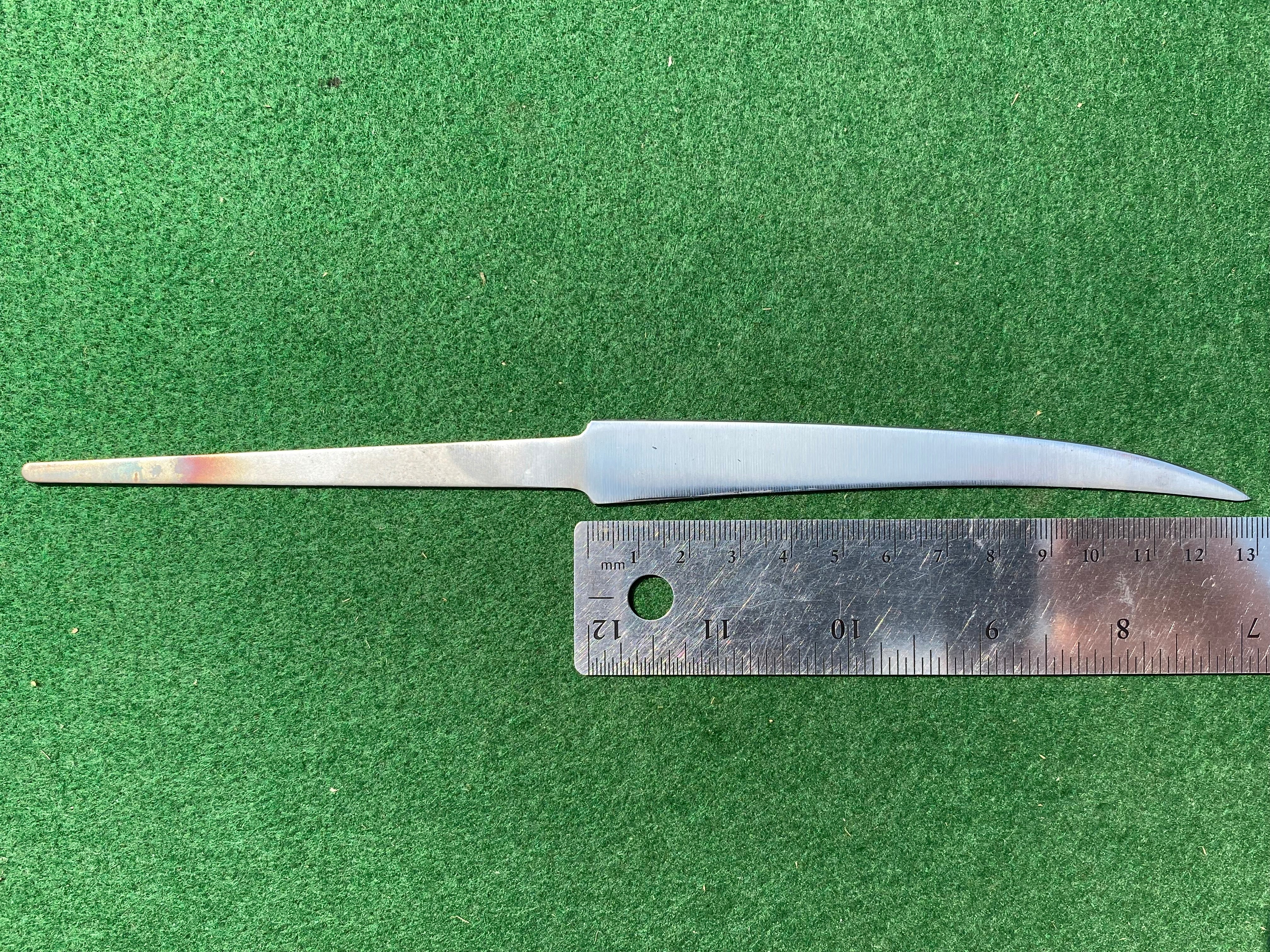 Lauri Fillet Blade