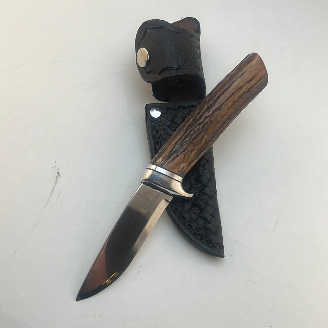 Skala Custom Knives - Red Stag Handle (Helle Blade) #15
